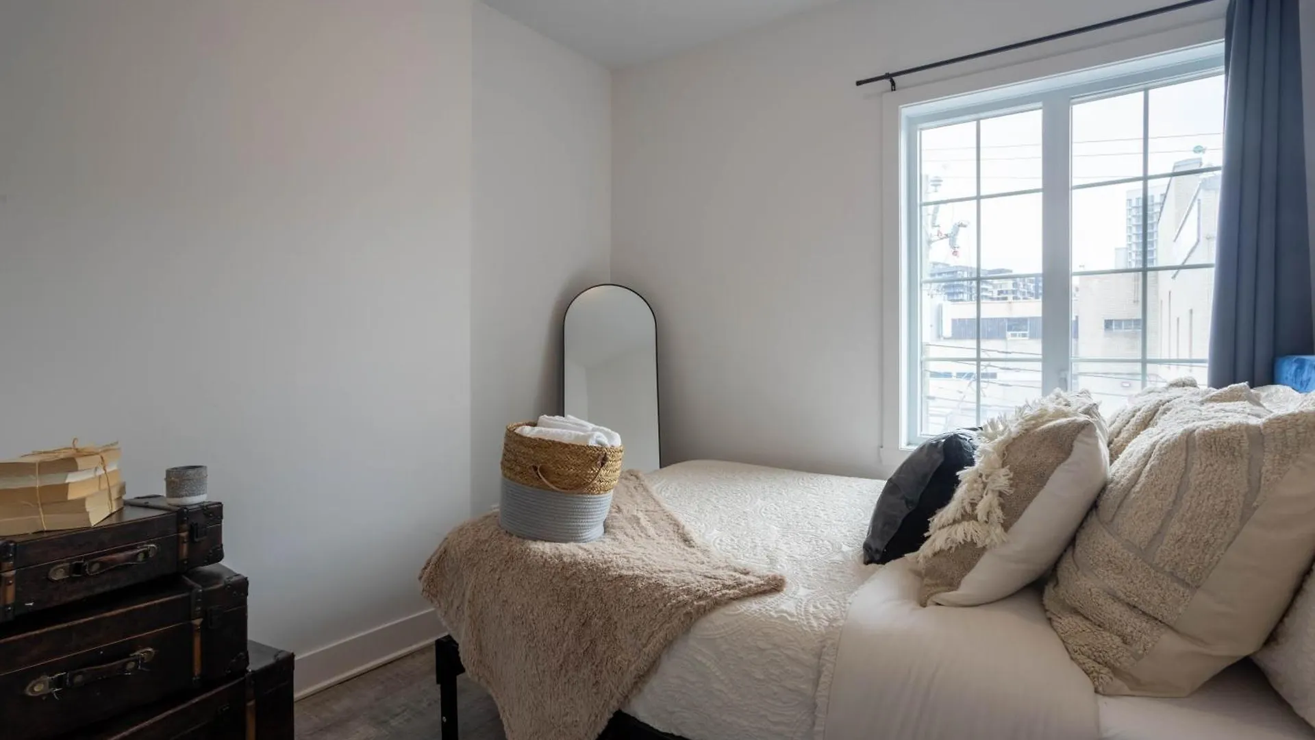 Modern 3Br In Griffintown Apartment Montreal